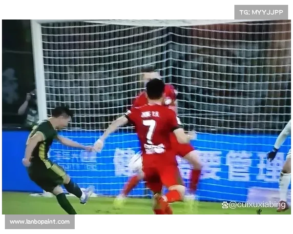 李磊转会风云:两球队竞逐,河南明确否认参与谈判 李磊转会风云:两球队竞逐,河南明确否认参与谈判